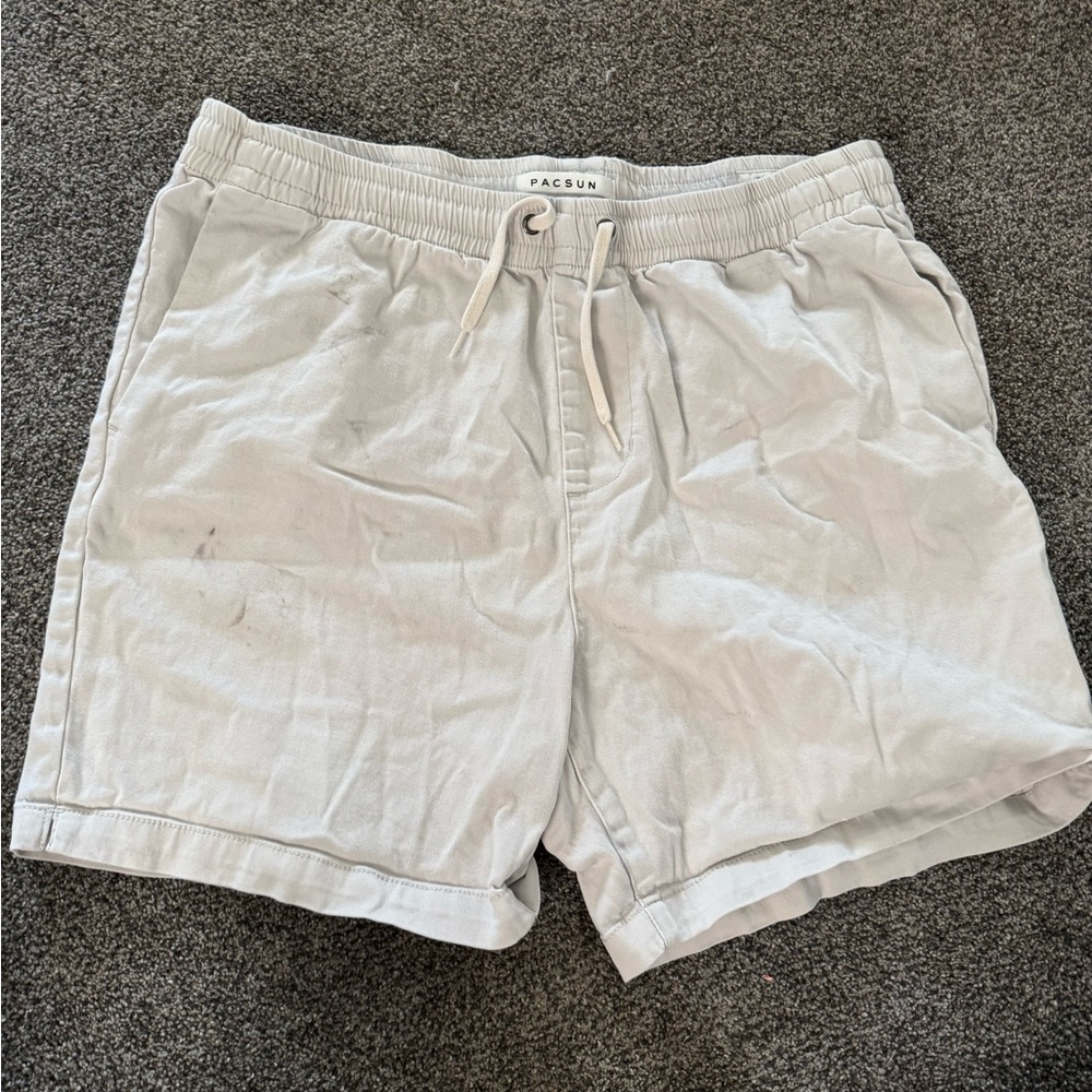 PacSun Light Gray/Khaki colored Men's Shorts